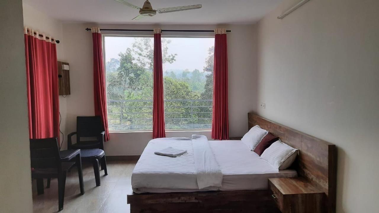 Letstay Vythiri Hill Palace Exteriér fotografie