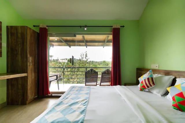 Letstay Vythiri Hill Palace Pokoj fotografie