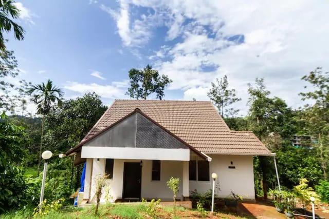 Letstay Vythiri Hill Palace Pokoj fotografie